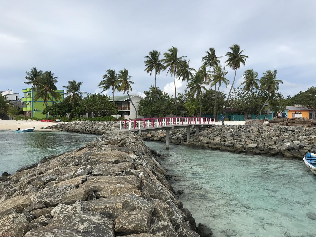 Rip Tide Vacation Inn, K.Guraidhoo Guraidhoo  Exterior foto